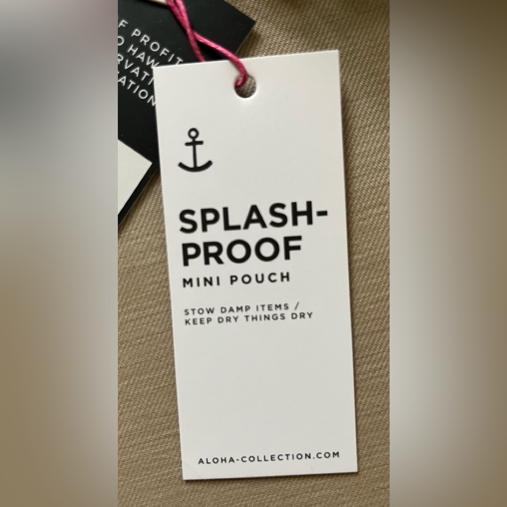 ALOHA Collection Neon Moon Navy mini pouch - Picture 3 of 3